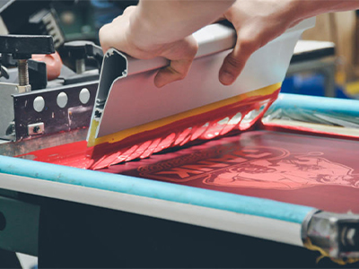 How to Screen Print T-Shirts: Step-by-Step Process & Adobe Illustrator Tips