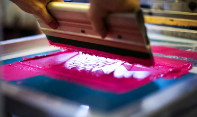 Clean Screen Printing Squeegee