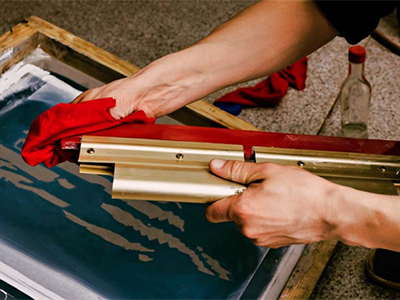 Screen Printing Squeegee Maintenance: 5 Essential Tips