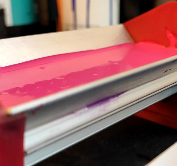 Emulsion coat for screen printing